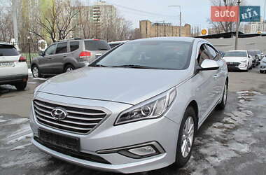 Седан Hyundai Sonata 2016 в Києві