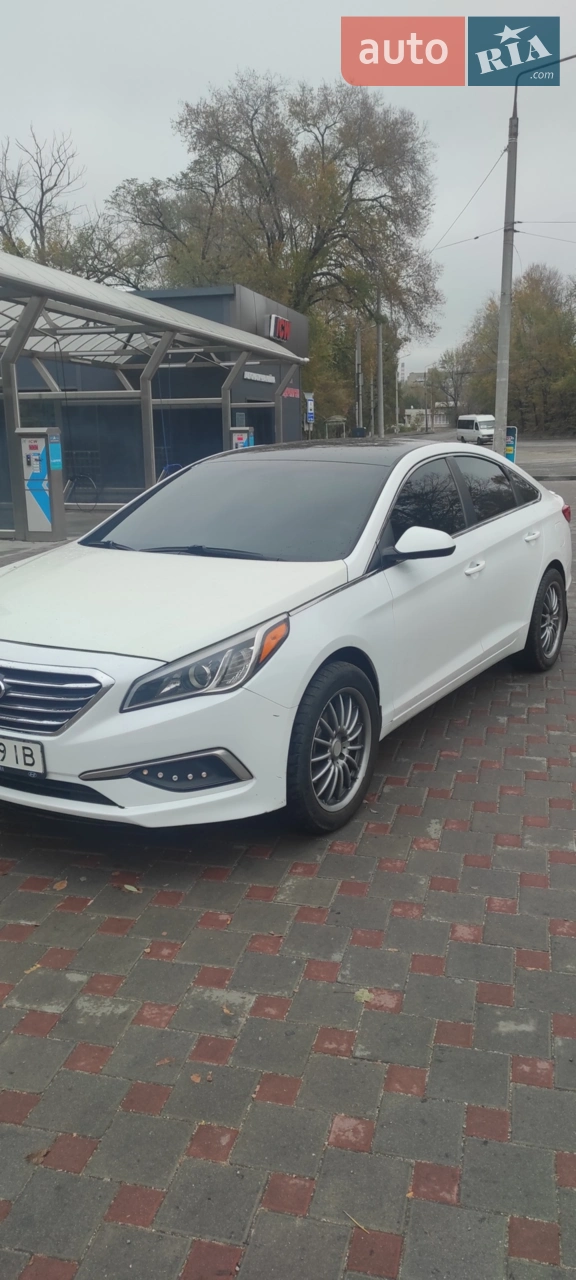 2015 Hyundai Sonata - мініатюра 12