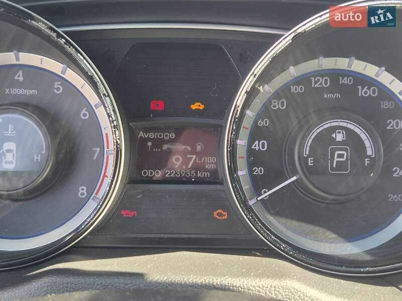Седан Hyundai Sonata 2012 в Чернівцях
