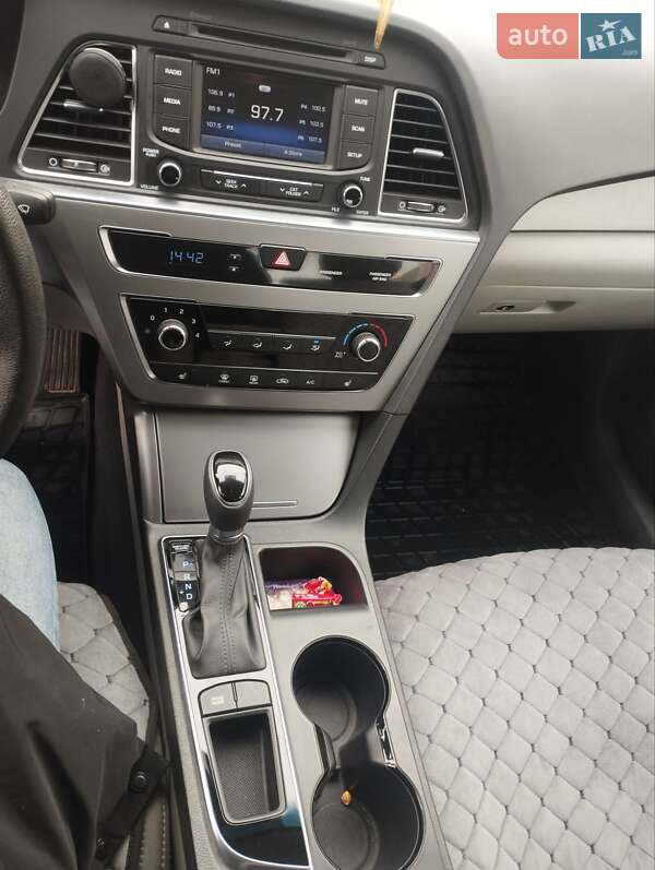 Седан Hyundai Sonata 2014 в Богуславе