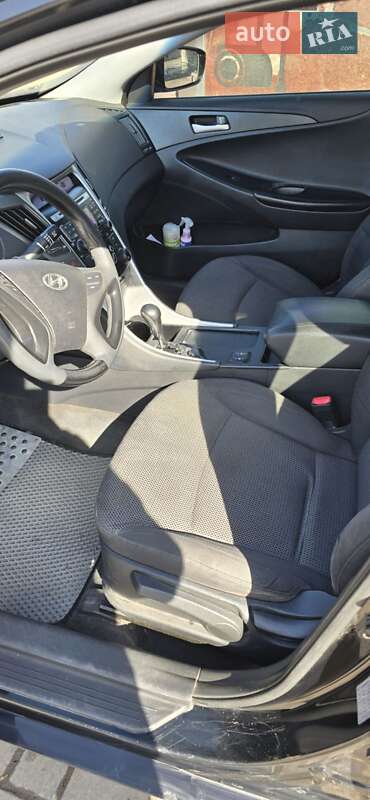 Седан Hyundai Sonata 2010 в Білгороді-Дністровському