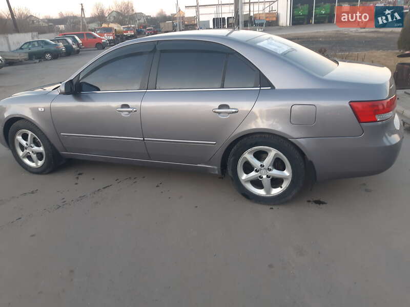 Седан Hyundai Sonata 2005 в Старокостянтинові