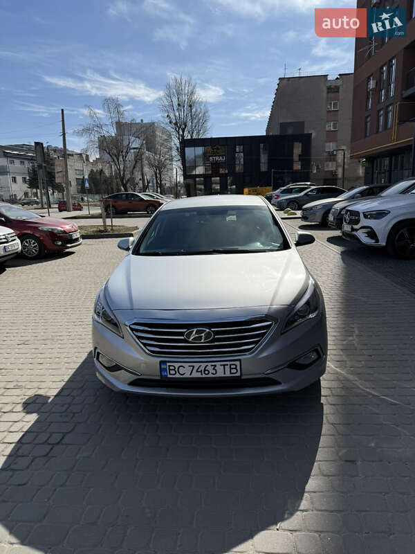 Седан Hyundai Sonata 2015 в Львове