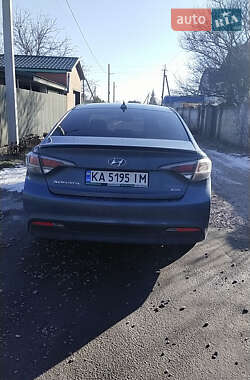 Седан Hyundai Sonata 2015 в 