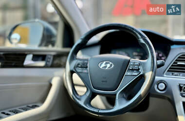 Седан Hyundai Sonata 2016 в 
