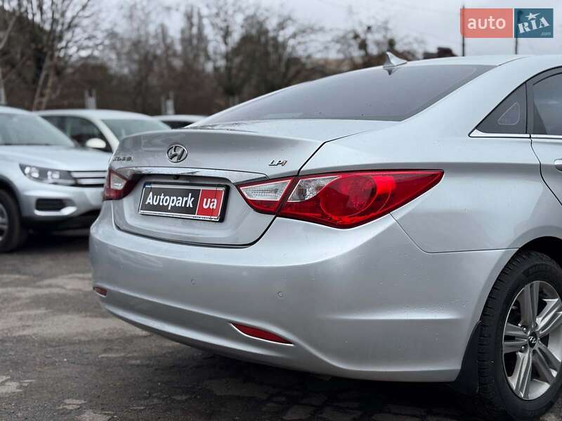 Седан Hyundai Sonata 2013 в Виннице