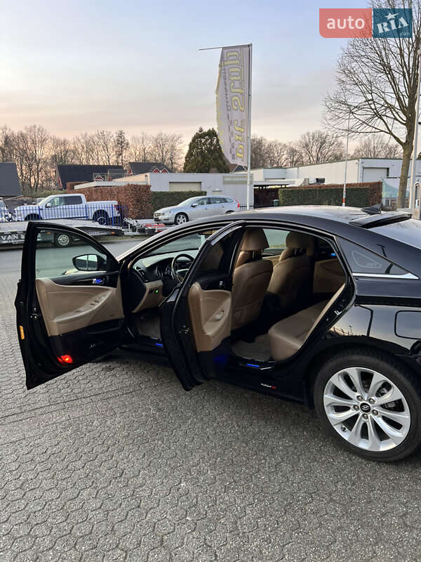 Седан Hyundai Sonata 2012 в Немирові