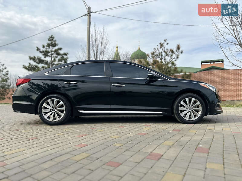 Седан Hyundai Sonata 2014 в Измаиле