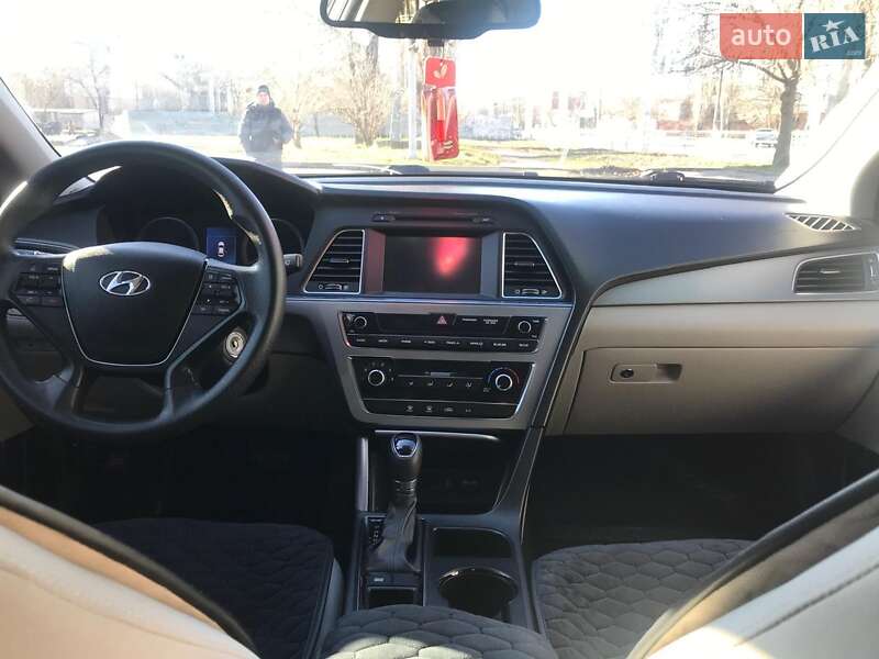 Hyundai Sonata 2015