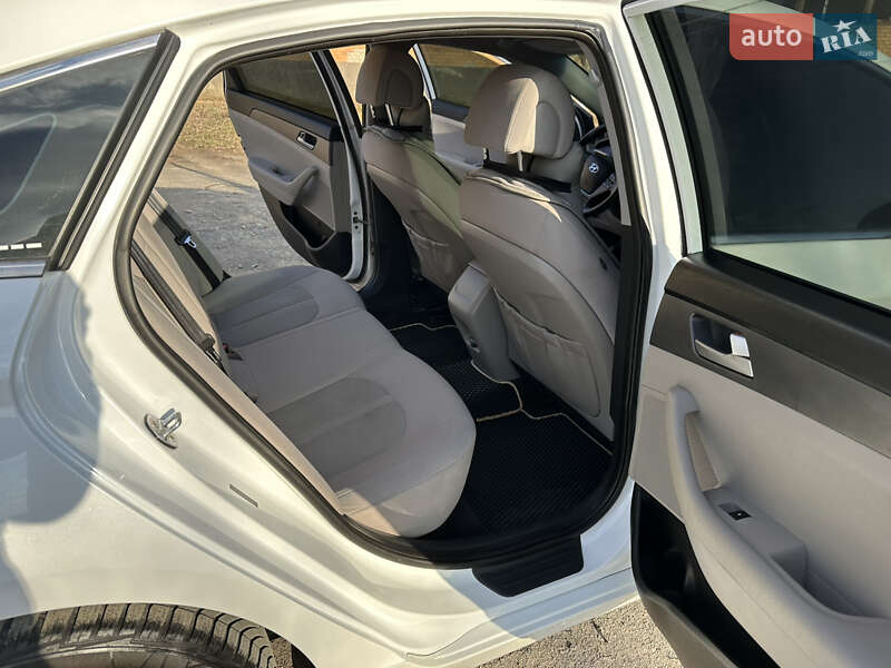 Седан Hyundai Sonata 2015 в Кам'янець-Подільському