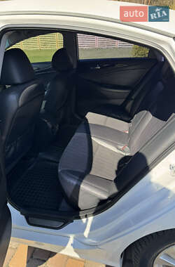 Седан Hyundai Sonata 2012 в 