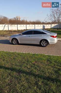 Седан Hyundai Sonata 2013 в 
