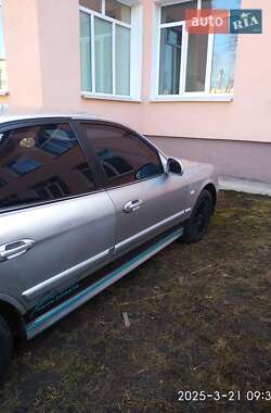 Седан Hyundai Sonata 2004 в 