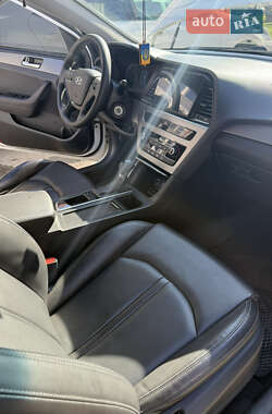 Седан Hyundai Sonata 2014 в Одессе