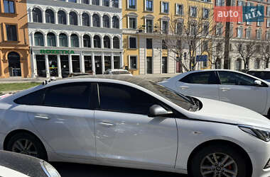 Седан Hyundai Sonata 2014 в Одессе