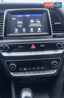 Седан Hyundai Sonata 2018 в 