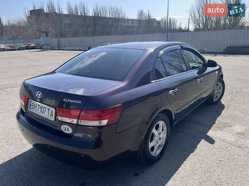 Седан Hyundai Sonata 2007 в Николаеве