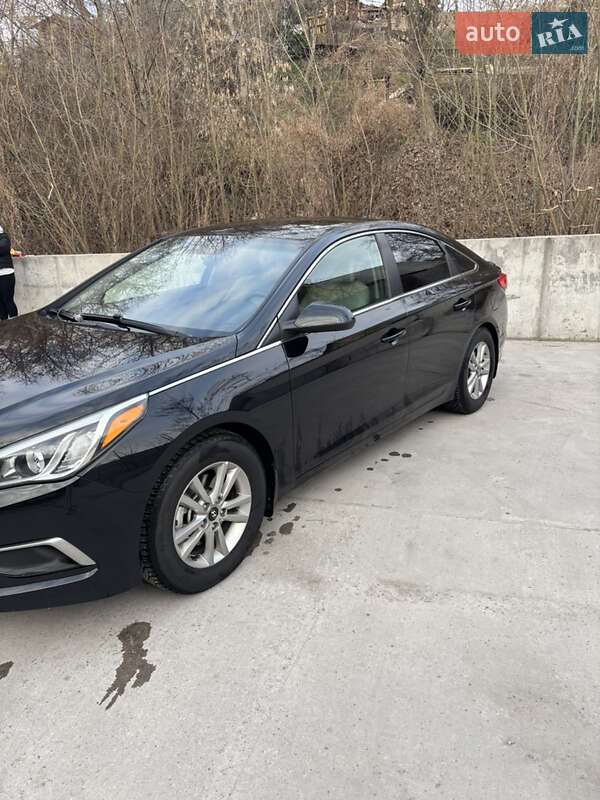 Седан Hyundai Sonata 2016 в Киеве