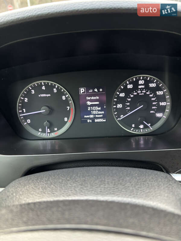 Седан Hyundai Sonata 2016 в Киеве