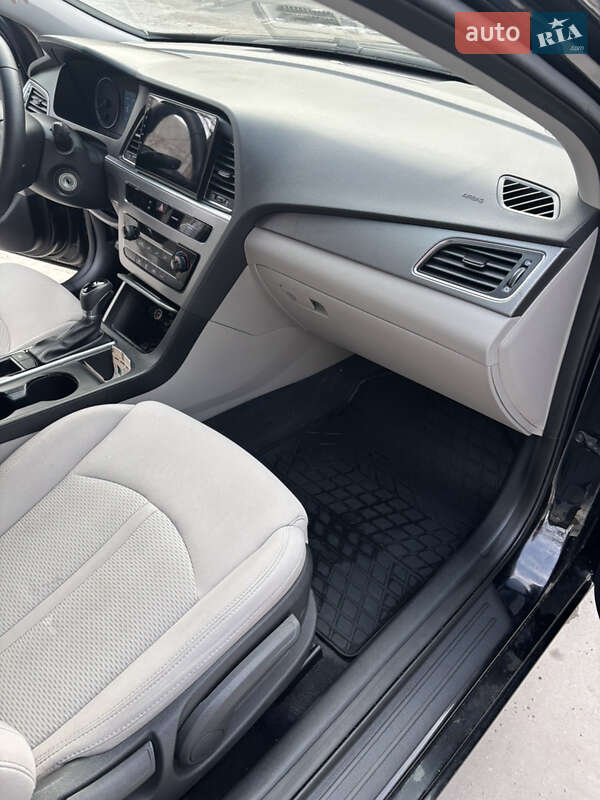 Седан Hyundai Sonata 2016 в Киеве
