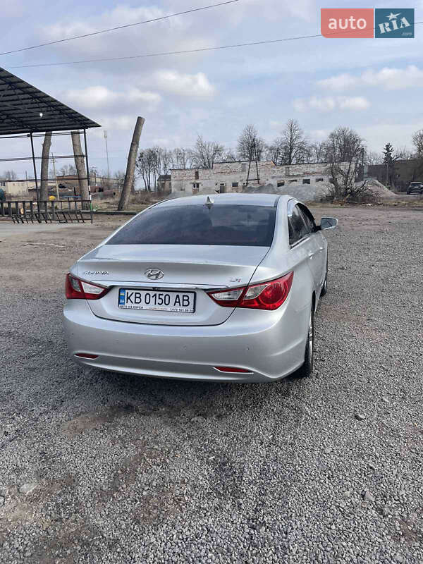 Седан Hyundai Sonata 2013 в Погребище