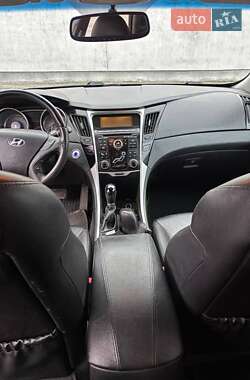 Седан Hyundai Sonata 2010 в Львове