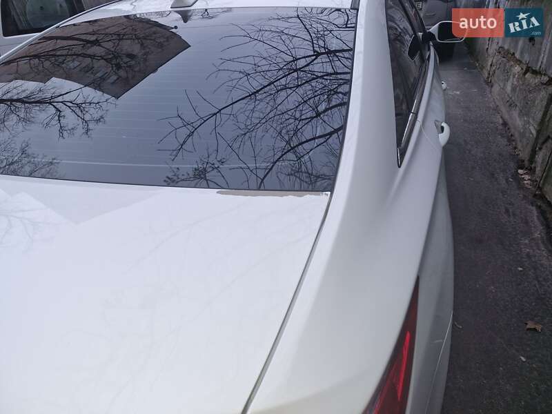 Седан Hyundai Sonata 2013 в Киеве