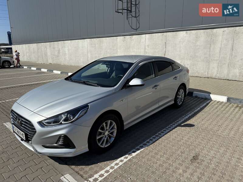 Седан Hyundai Sonata 2018 в Києві