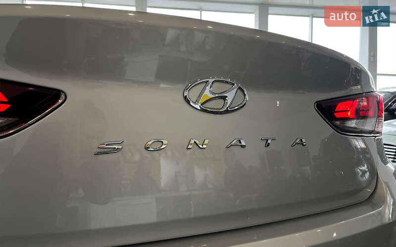 Седан Hyundai Sonata 2018 в Шептицькому