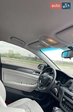 Седан Hyundai Sonata 2014 в 