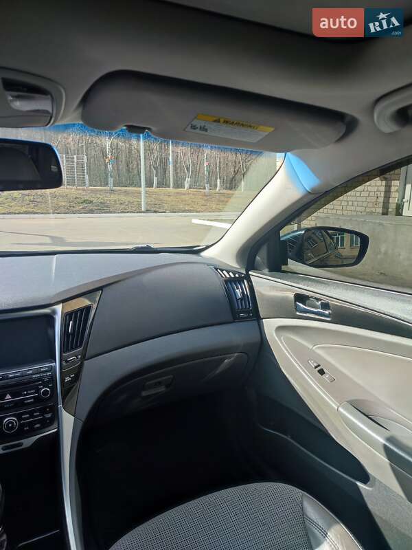 Седан Hyundai Sonata 2014 в Харкові