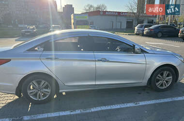 Седан Hyundai Sonata 2013 в 