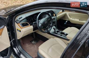 Седан Hyundai Sonata 2015 в 