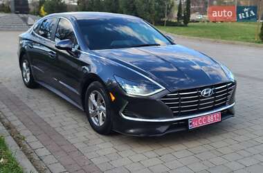 Седан Hyundai Sonata 2022 в 
