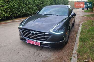 Седан Hyundai Sonata 2022 в 