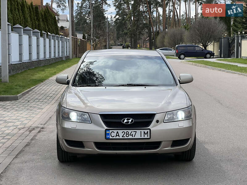 Седан Hyundai Sonata 2006 в Черкасах