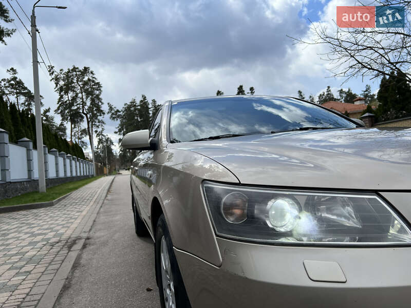 Седан Hyundai Sonata 2006 в Черкасах