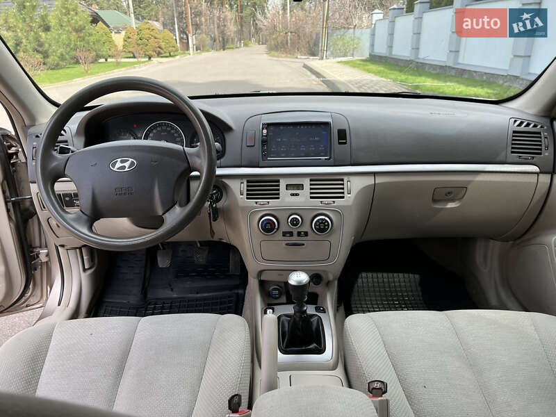 Седан Hyundai Sonata 2006 в Черкасах