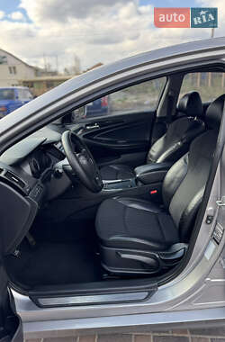 Седан Hyundai Sonata 2010 в 