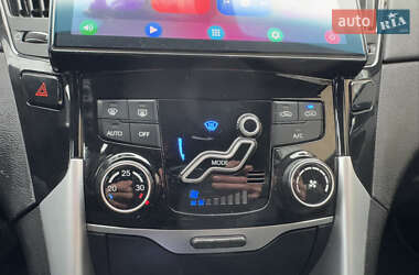 Седан Hyundai Sonata 2011 в 