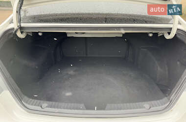 Седан Hyundai Sonata 2011 в 