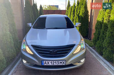Седан Hyundai Sonata 2013 в 