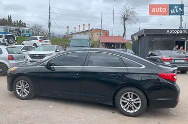 Седан Hyundai Sonata 2015 в 