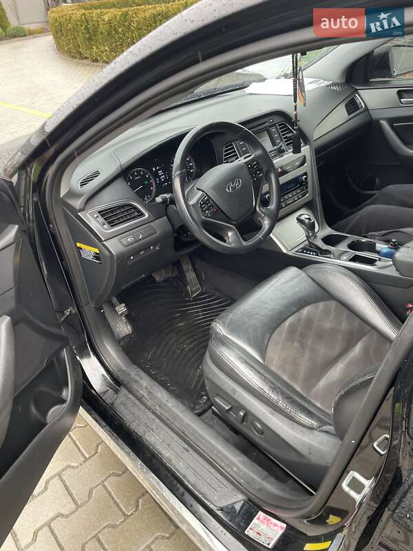 Седан Hyundai Sonata 2014 в Стрию