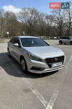 Седан Hyundai Sonata 2015 в 