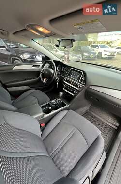 Седан Hyundai Sonata 2018 в 