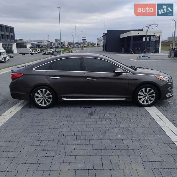 Седан Hyundai Sonata 2015 в Львове