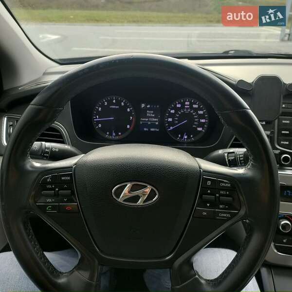 Седан Hyundai Sonata 2015 в Львове