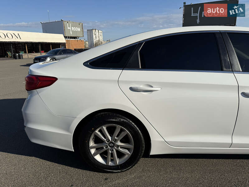 Седан Hyundai Sonata 2018 в Киеве