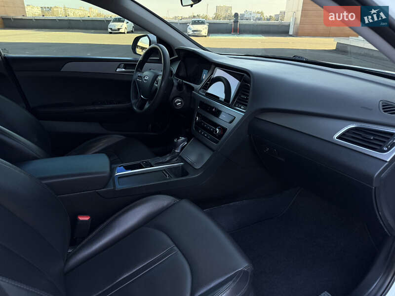 Седан Hyundai Sonata 2018 в Киеве